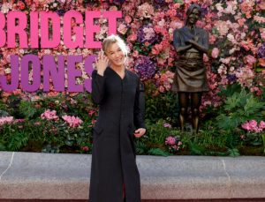 Renee Zellweger’in heykeli dikildi