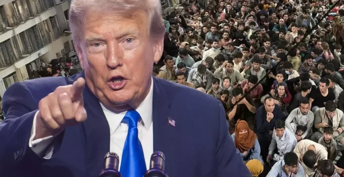 Trump’ın küplere bindiren kare: Sahtekar Biden’ın ülkemize yaptıklarını asla unutmayacağız