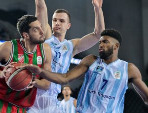 Türk Telekom, Karşıyaka’yı 111 sayı ile mağlup etti!