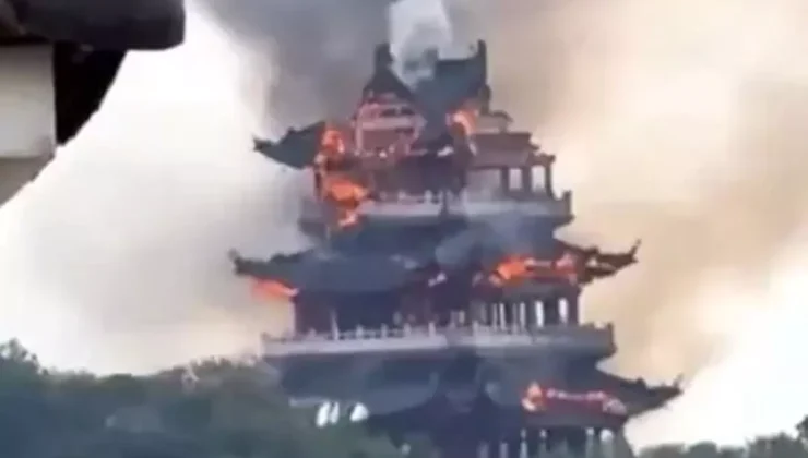 Tütsü faciası 1500 yıllık tapınağı kül ediyordu