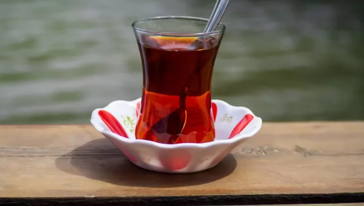 39 yıllık serüvenin sonu! Dev firma Türkiye’de çay üretimini durdurdu