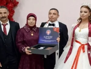 500 bin liraya getirdiği gelini kaçtı, baba kendini astı