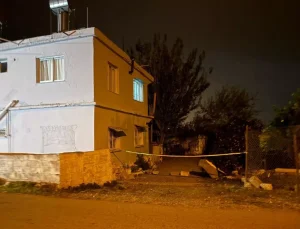 77 yaşındaki adam eşini baltayla öldürüp banyoya gömdü