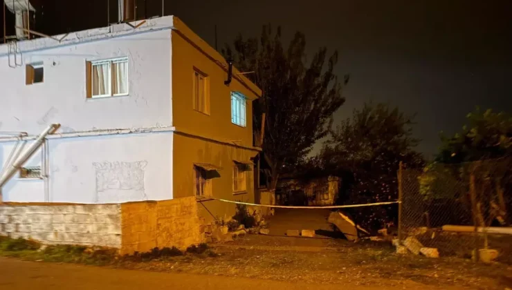 77 yaşındaki adam eşini baltayla öldürüp banyoya gömdü