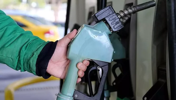 Akaryakıtta çifte zam! İşte yılbaşı sabahı pompaya yansıyacak miktar