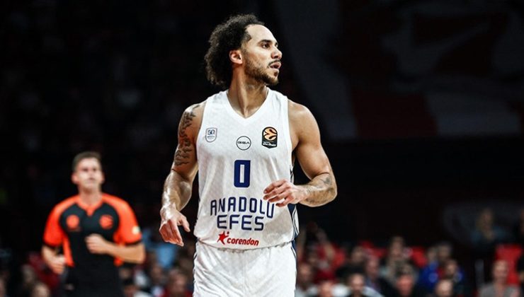 Anadolu Efes’te Shane Larkin ameliyat edildi