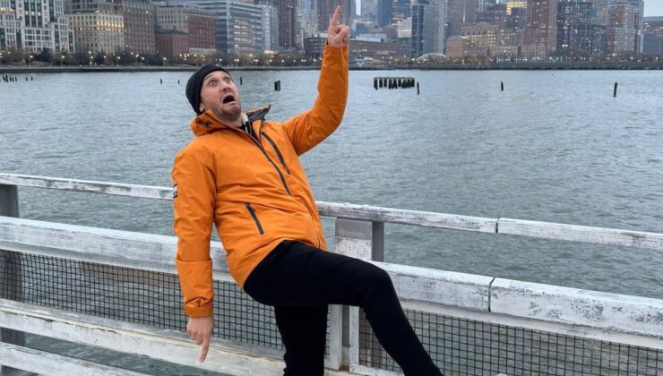 Aras Bulut İynemli, New York sokaklarında