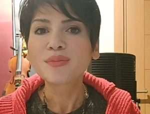 Aydilge’den Spotify listelerine eleştiri