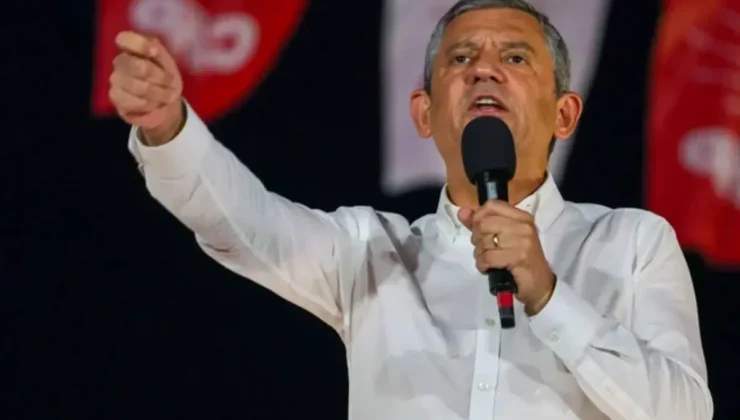 CHP lideri Özgür Özel’den emeklilere ‘bir asgari ücret ikramiye’ vaadi