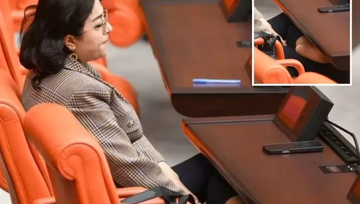 DEM Partili Öznur Bartın TBMM’de ayakkabılarını çıkardı
