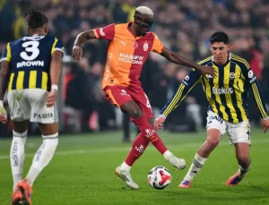 Derbiye damga vurdu! Türkiye’nin konuştuğu pozisyon dünya gündeminde