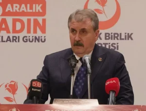 Destici’den kadın üniversitesi ve hastanesi çağrısı