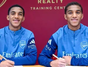 Dünya devi Ekvadorlu ikizleri havada kaptı