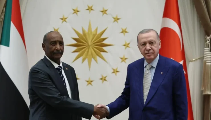 Erdoğan, Sudan lideri Burhan ile görüştü: İş birliği ve insani yardım ön planda