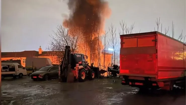 Gaziosmanpaşa’da otoparkta yangın: 14 araç zarar gördü