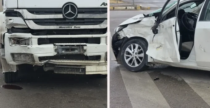 İçerisinde hakemlerin de bulunduğu otomobil, tır ile çarpıştı! Çok sayıda yaralı