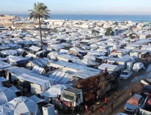 İsrail uçakları Han Yunus’taki çadırları vurdu: Ölü ve yaralılar var