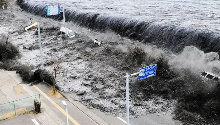 Japonya’da 7,2 büyüklüğünde deprem! Tsunami uyarısı yapıldı