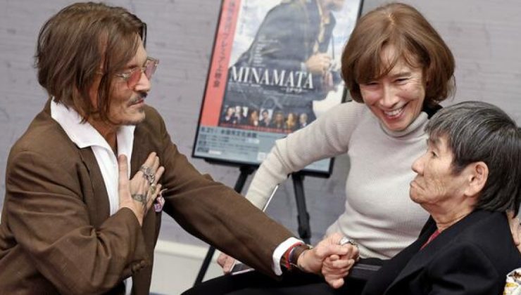 Johnny Depp, ‘Minamata’ hastalığının kurbanıyla Japonya’da buluştu