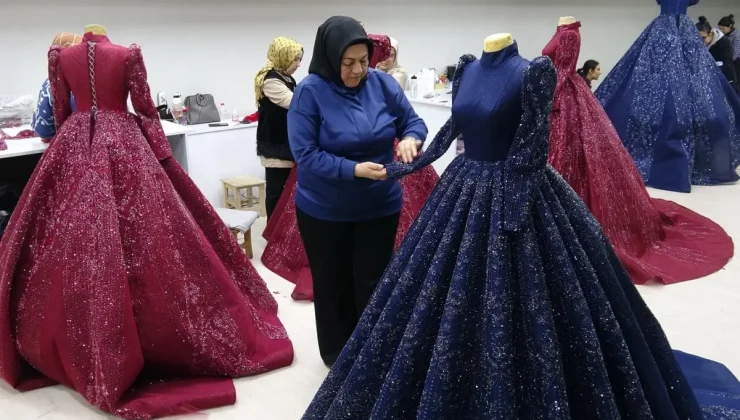 Kiraladığı gelinlik hayatını değiştirdi