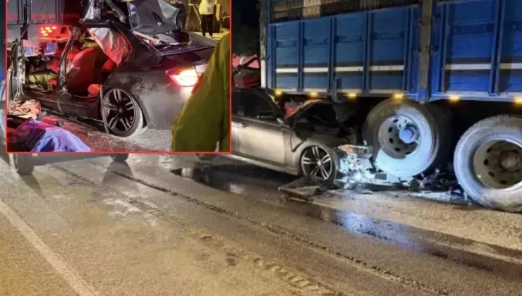 Lüks otomobil kamyona ok gibi saplandı! Bilanço ağır