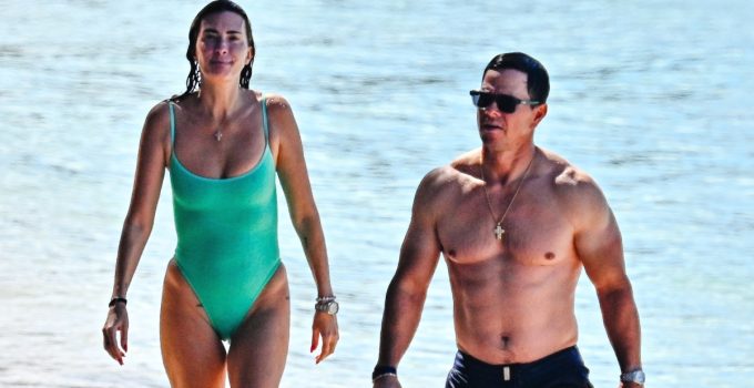 Mark Wahlberg, yeni yılı Barbados’ta karşılamaya hazırlanıyor