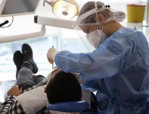 Meclis’e sunulan ücretsiz implant tedavisi için 2 şart var