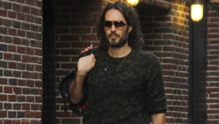 Oyuncu Russell Brand’e yeni cinsel saldırı davaları açıldı