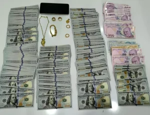 Polis operasyonunda her yerden para ve altın fışkırdı
