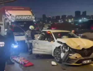 TEM Otoyolu’nda zincirleme kaza! 3 şerit trafiğe kapatıldı