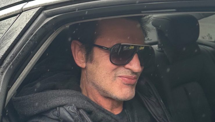 Teoman: İnsan gençken şapşal oluyor