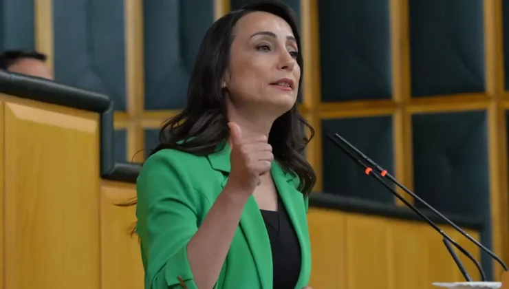 Tülay Hatimoğulları: Kürtler kamusal alanda Kürtçe Kur’an okuyabilmeli