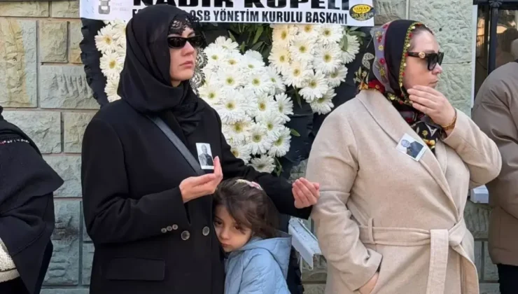 Ünlü oyuncu Burcu Özberk’in acı günü