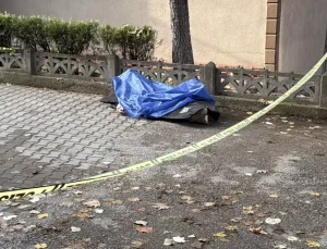 Yabancı uyruklu üniversite öğrencisi yolda ölü bulundu