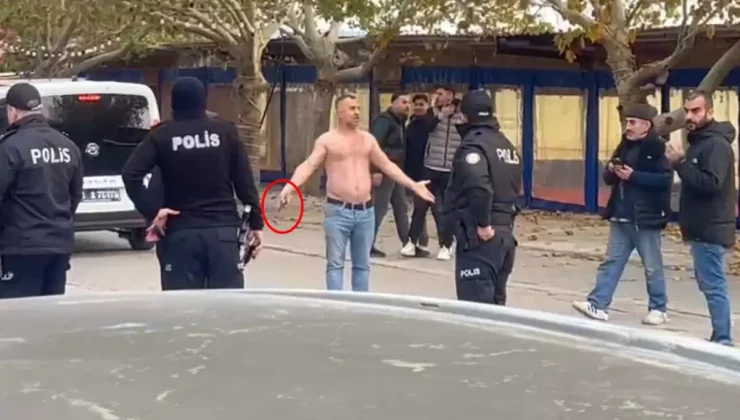 Yıkıma gelen polise direnip bıçakla kendisine zarar verdi