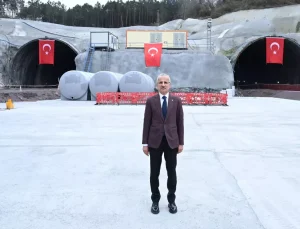 35 dakikalık yol 5 dakikaya iniyor! Bakan Uraloğlu bitiş tarihini açıkladı
