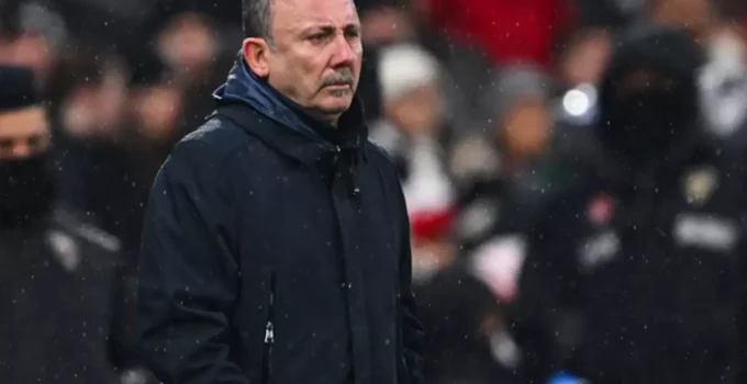 ”7 oyuncu alabilirdik” diyen Sergen Yalçın gün vererek taraftarlara müjdeyi duyurdu