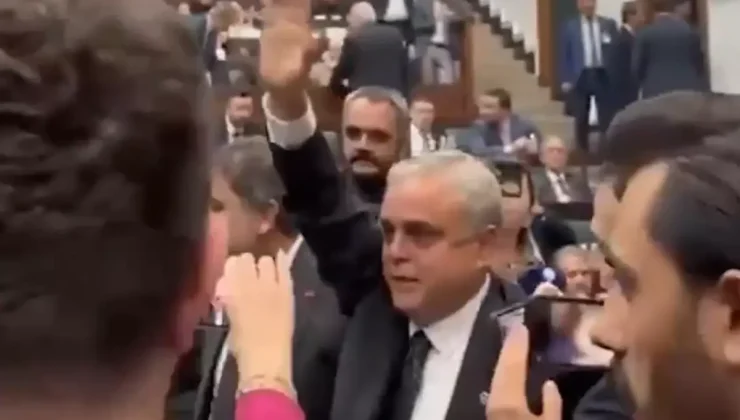 AK Parti’ye transfer olan Hasan Ufuk Çakır, grup toplantısında! Eski partisini kızdıracak sözler