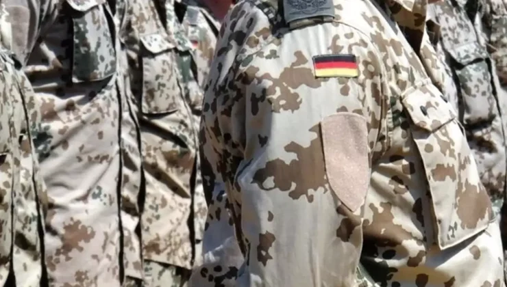 Almanya’dan geri adım: Trump’ın yüzde 10’luk vergisinden sonra Grönland’daki askerler geri çekildi