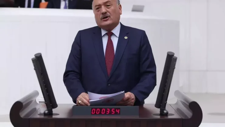 Bunu da gördük! Meclis kürsüsünden otel reklamı yapan milletvekili