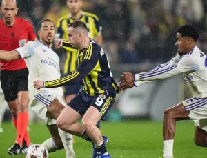 Bütün dünya Fenerbahçe-Aston Villa maçındaki olayı konuşuyor
