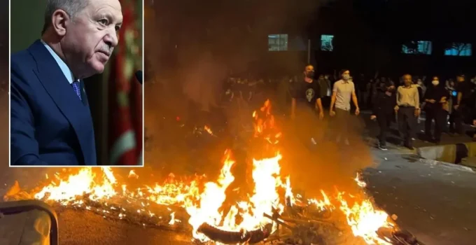 Cumhurbaşkanı Erdoğan: İranlı kardeşlerimizin tuzaklarla dolu bu dönemi inşallah geride bırakacağına inanıyoruz