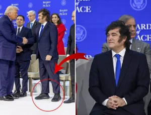 Davos Zirvesi’ne devlet başkanının giydiği ayakkabı damga vurdu