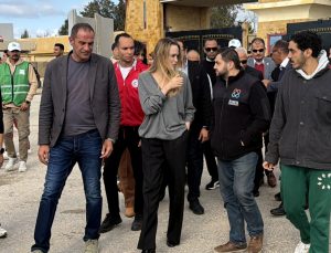 Dünyaca ünlü oyuncu Angelina Jolie’den Gazze’ye yardım çağrısı