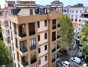 Evi tahliye etti ama mahkeme giderleri kiracıya yüklendi