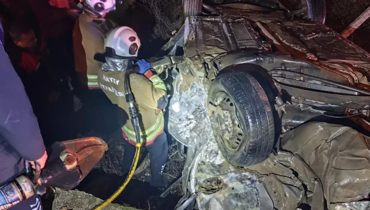 Hatay’da korkunç kaza: 2 ölü, 3 yaralı