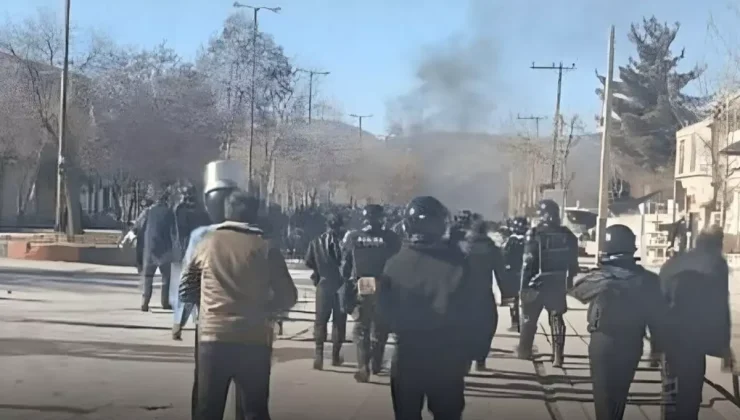 İran’da ekonomik isyan büyüyor: Can kaybı 20’ye yükseldi, gözaltı sayısı binlere dayandı