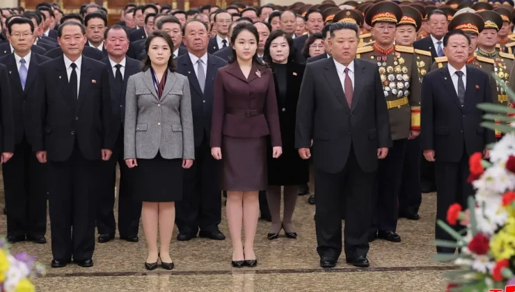 Kim’in aile anıtını kızıyla ziyaret etmesi "varis" tartışmalarını alevlendirdi