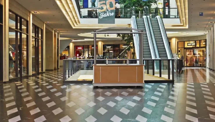 Lüks mağazacılık devi iflas bayrağını çekti