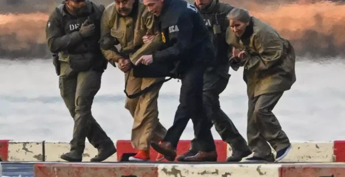 Maduro ve eşi neden yaralandı? Trump yönetiminden ilk açıklama